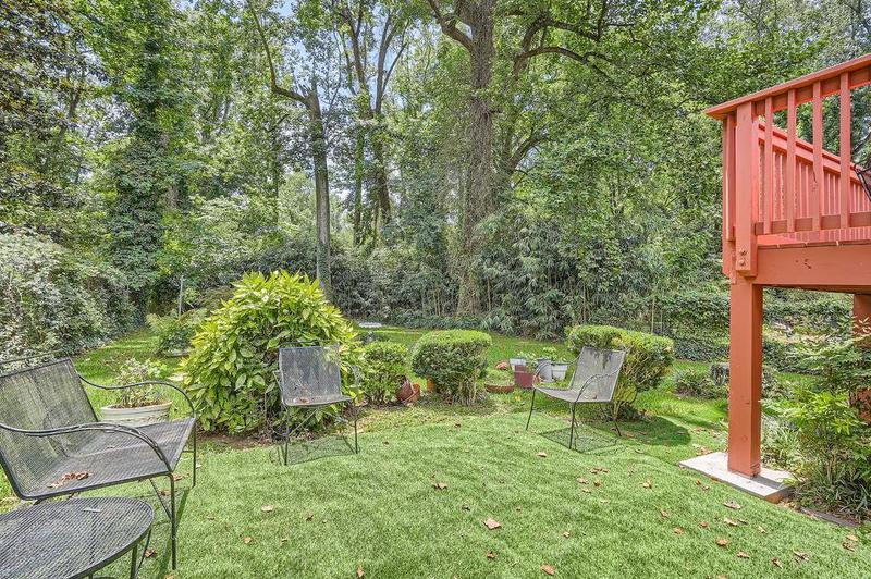 Image for property 2190 Montrose Avenue, Atlanta, GA 30311