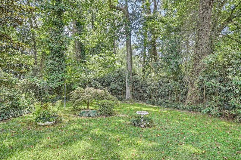 Image for property 2190 Montrose Avenue, Atlanta, GA 30311