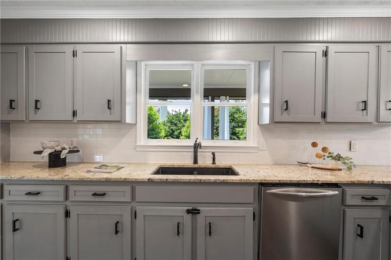 Image for property 290 Dania Drive, Alpharetta, GA 30009