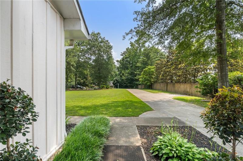 Image for property 290 Dania Drive, Alpharetta, GA 30009