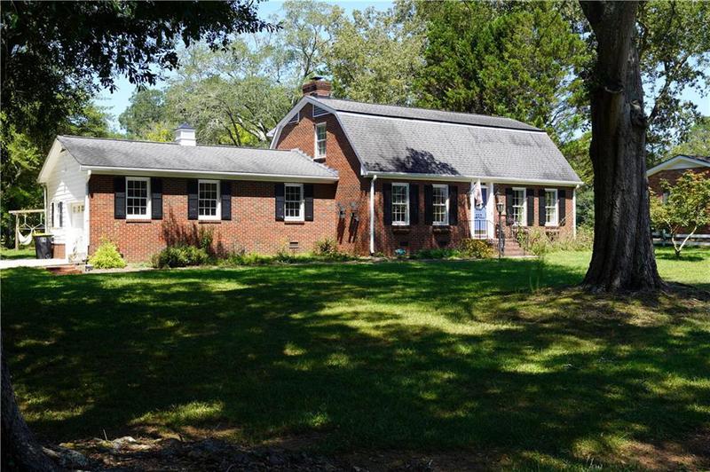 Image for property 227 W Lakeshore Dr SE, Rome, GA 30161
