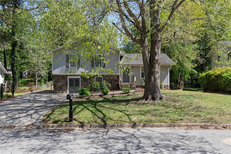 Image for property 8876 Ashwood Drive, Riverdale, GA 30274