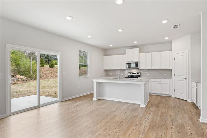 Image for property 7065 Brushwood Bend, Lithonia, GA 30058