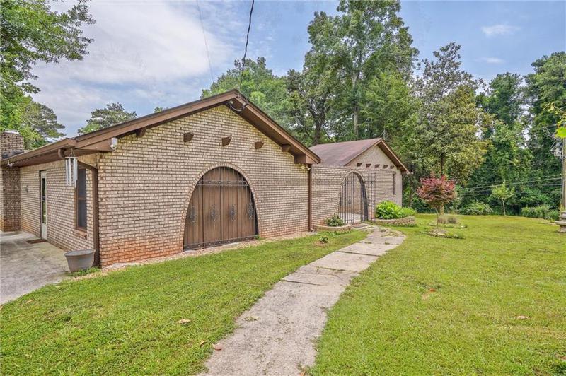 Image for property 4296 Linda Lane, Lilburn, GA 30047