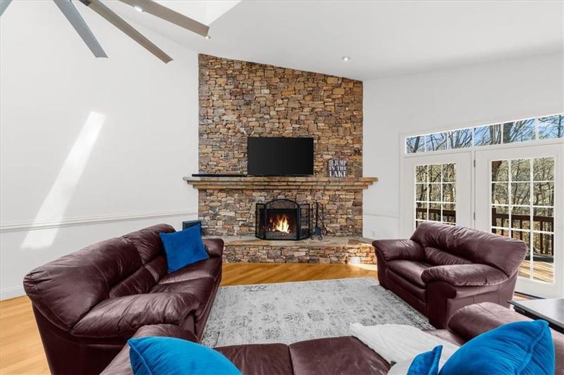 Image for property 6137 White Oak Drive, Flowery Branch, GA 30542