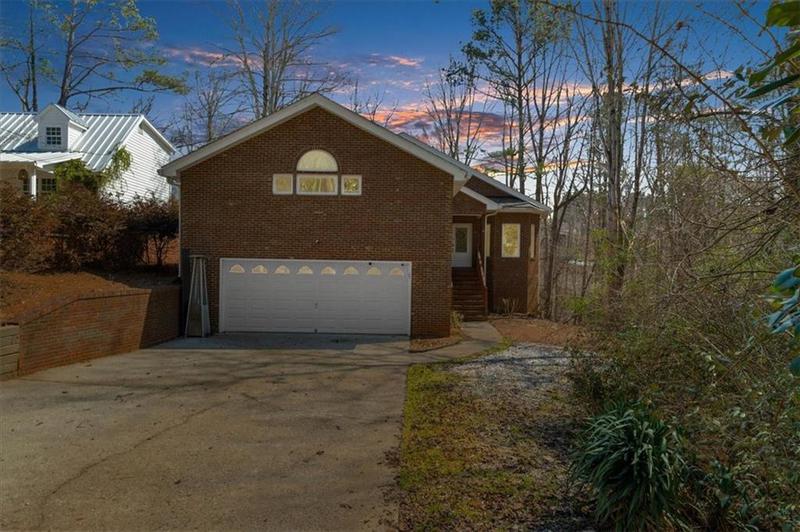 Image for property 6137 White Oak Drive, Flowery Branch, GA 30542