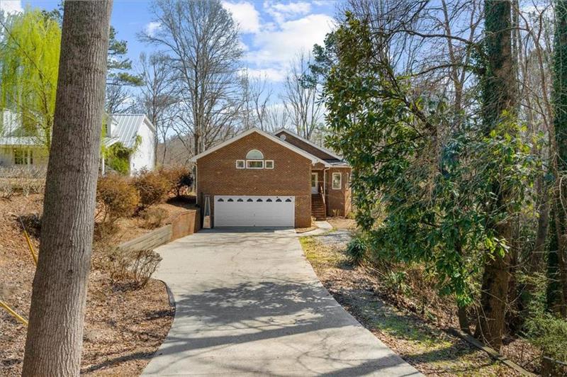 Image for property 6137 White Oak Drive, Flowery Branch, GA 30542