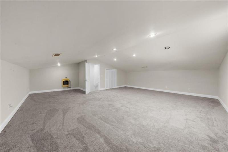 Image for property 6137 White Oak Drive, Flowery Branch, GA 30542