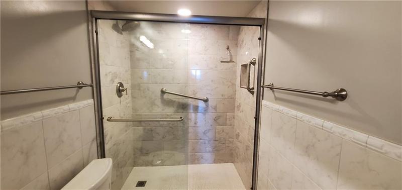 Image for property 795 Hammond Drive 2007, Atlanta, GA 30328