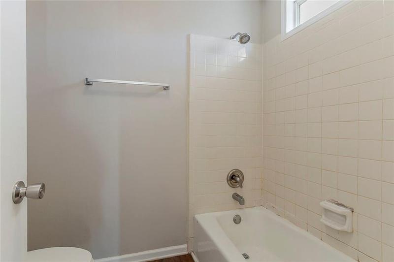 Image for property 1270 Della Way, Lawrenceville, GA 30043
