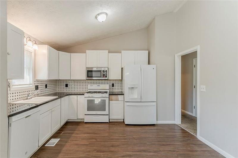 Image for property 1270 Della Way, Lawrenceville, GA 30043