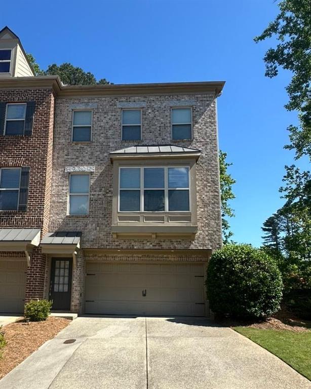 Image for property 288 Blue Pointe Court, Suwanee, GA 30024