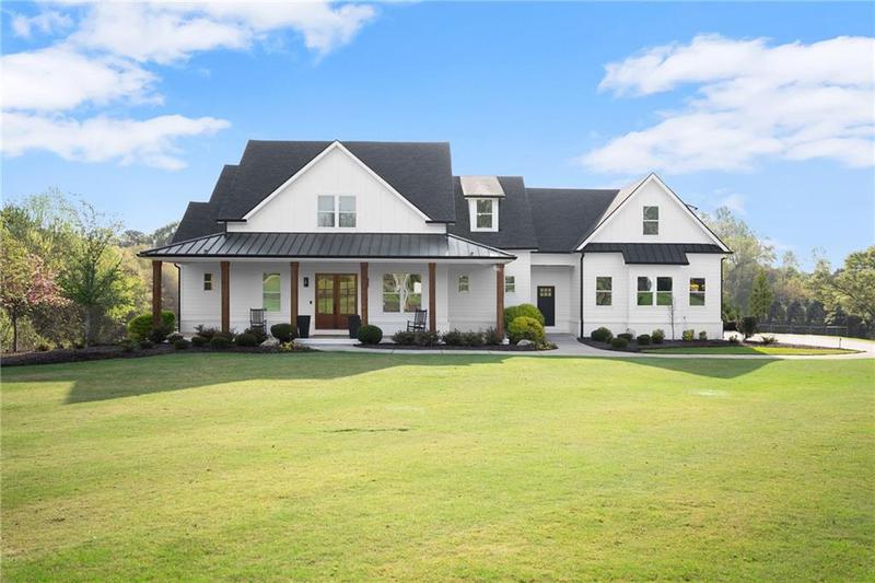 Image for property 35 Happy Chair Lane, Hoschton, GA 30548