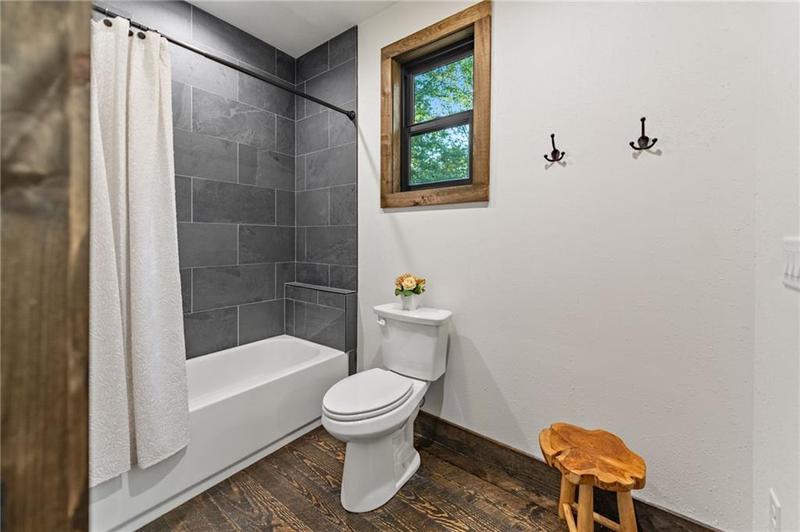 Image for property 1163 Lees Ride, Mccaysville, GA 30555