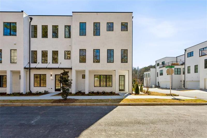 Image for property 2200 Carlton Court 6, Atlanta, GA 30318