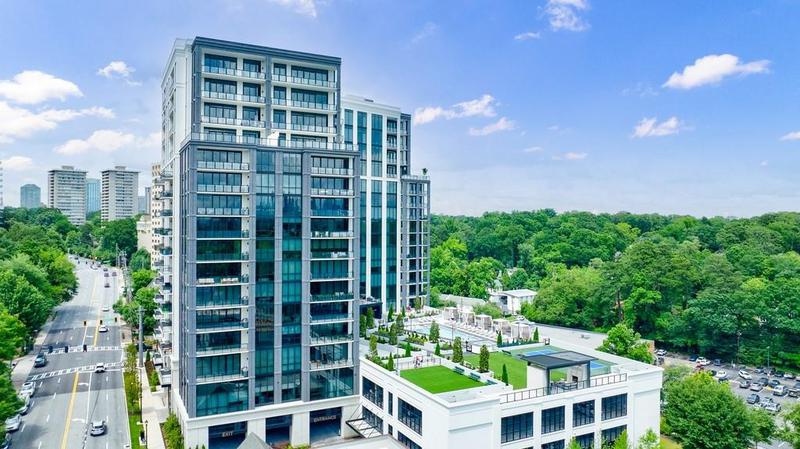 Image for property 2425 Peachtree Road 1806, Atlanta, GA 30305