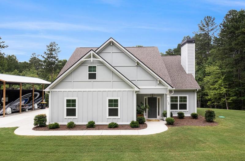 Image for property 124 WILMINGTON Court, Newnan, GA 30263