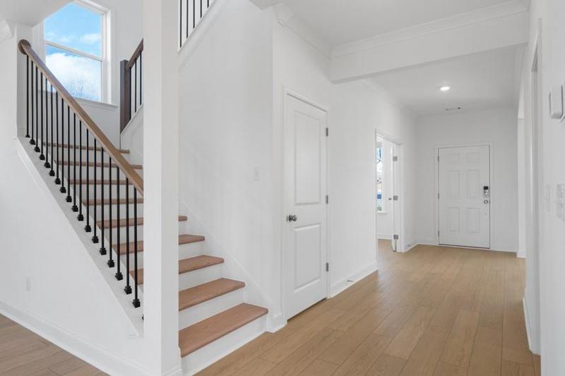 Image for property 6300 Misty Hill Lane, Buford, GA 30518