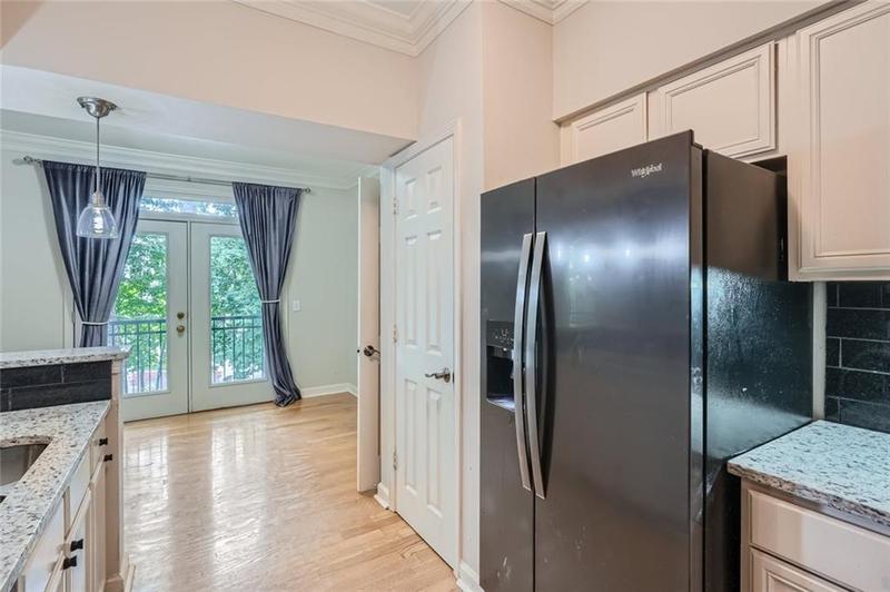 Image for property 3777 Peachtree Road 434, Brookhaven, GA 30319