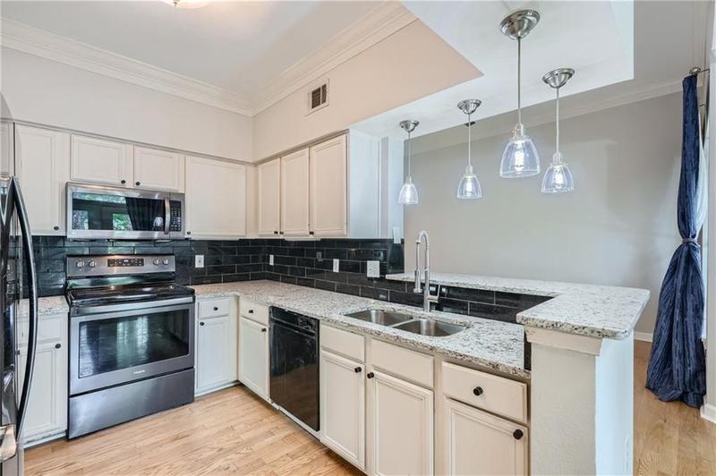Image for property 3777 Peachtree Road 434, Brookhaven, GA 30319