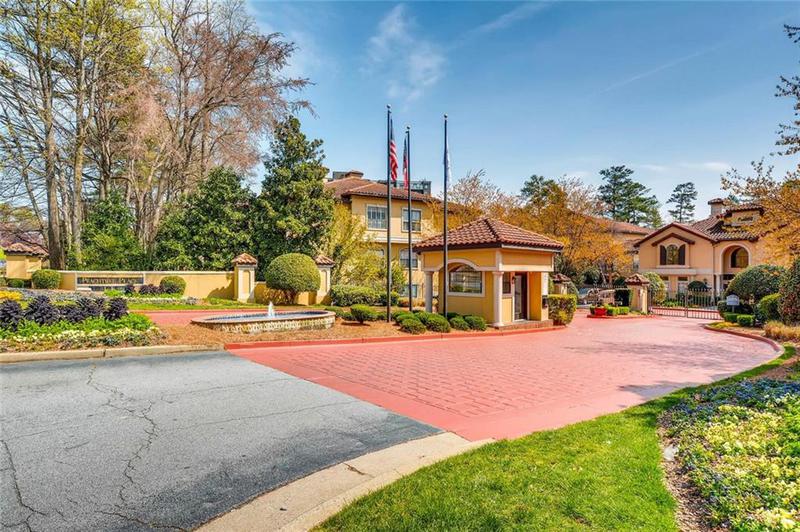 Image for property 3777 Peachtree Road 434, Brookhaven, GA 30319