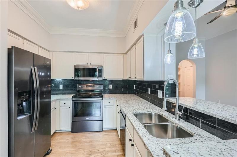 Image for property 3777 Peachtree Road 434, Brookhaven, GA 30319