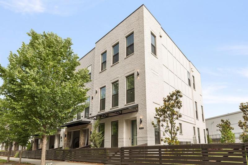 Image for property 1815 La Dawn Lane, Atlanta, GA 30318
