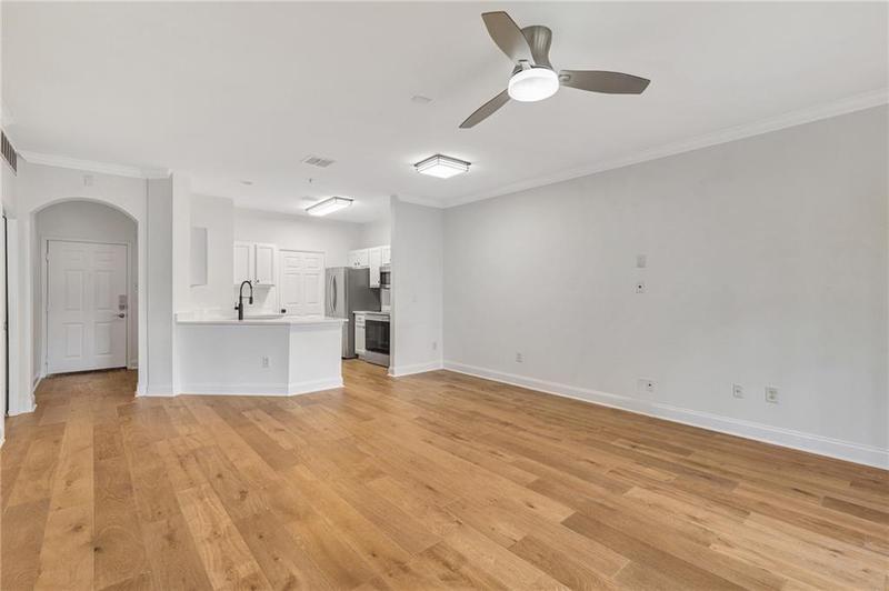 Image for property 5641 Roswell Road 101, Atlanta, GA 30342