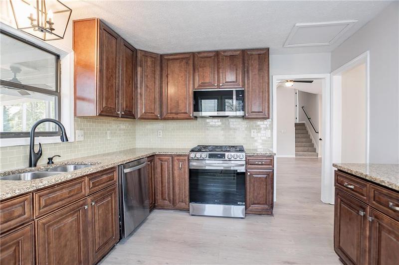 Image for property 4809 Burlington Court, Acworth, GA 30102