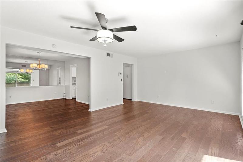 Image for property 6851 Roswell Road F33, Sandy Springs, GA 30328