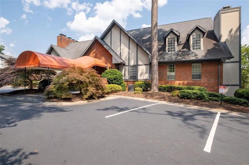 Image for property 6851 Roswell Road F33, Sandy Springs, GA 30328