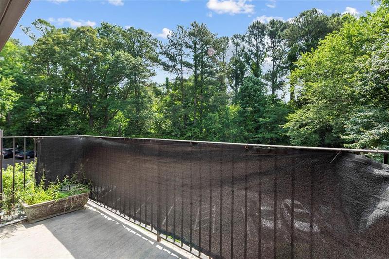 Image for property 6851 Roswell Road F33, Sandy Springs, GA 30328