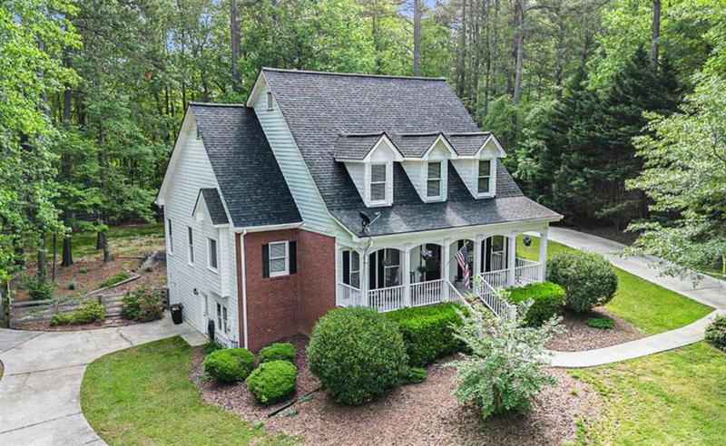 Image for property 2300 Hawthorne Trace, Monroe, GA 30655