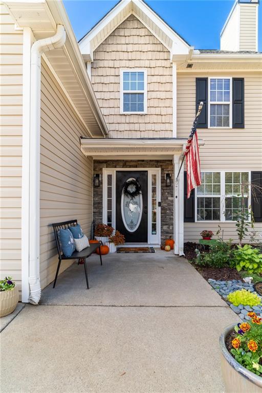 Image for property 215 Mackenzie Court, Canton, GA 30115