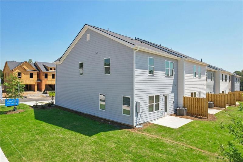 Image for property 318 Crimson Drive, Union City, GA 30291