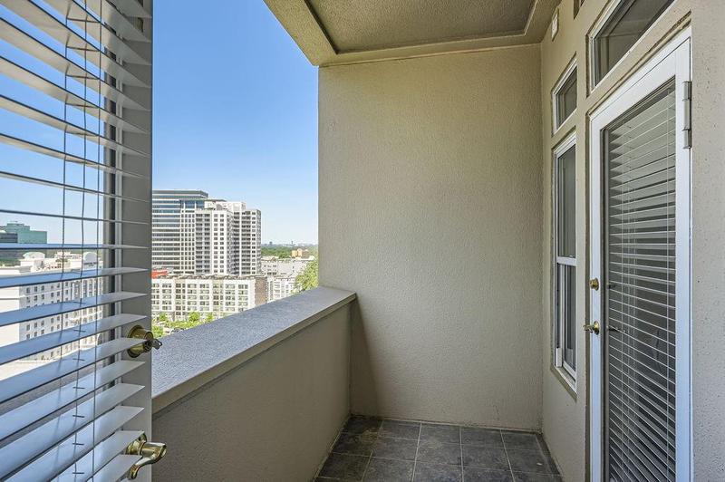 Image for property 3334 Peachtree Road 1505, Atlanta, GA 30326
