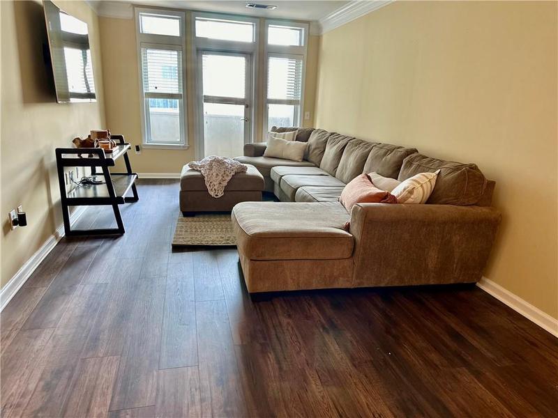 Image for property 3334 Peachtree Road 1505, Atlanta, GA 30326