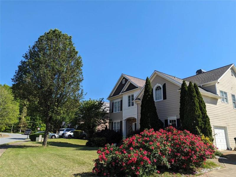Image for property 1919 BARRETT KNOLL Circle, Kennesaw, GA 30152