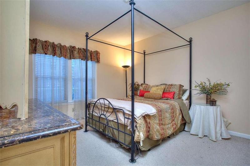Image for property 240 Renaissance Parkway 116, Atlanta, GA 30308