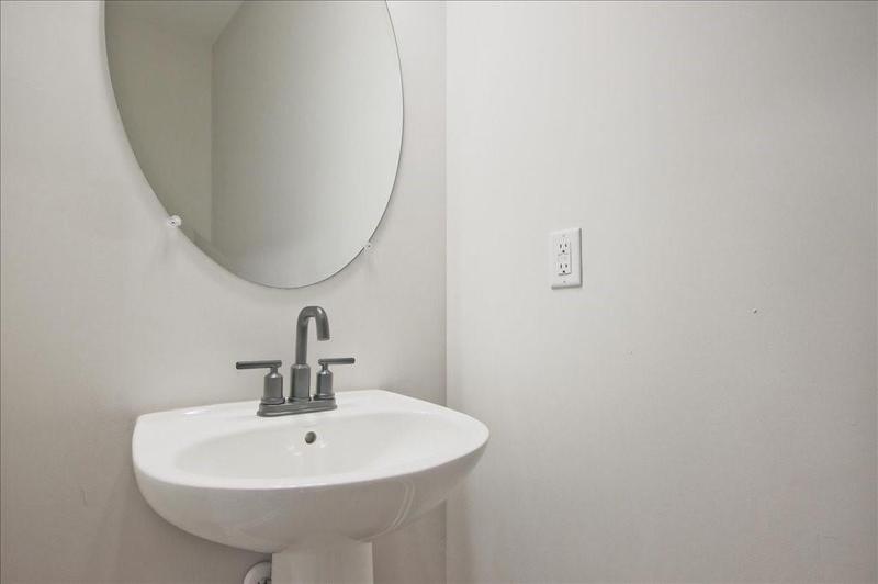 Image for property 697 Sunstone Lane, Lawrenceville, GA 30043