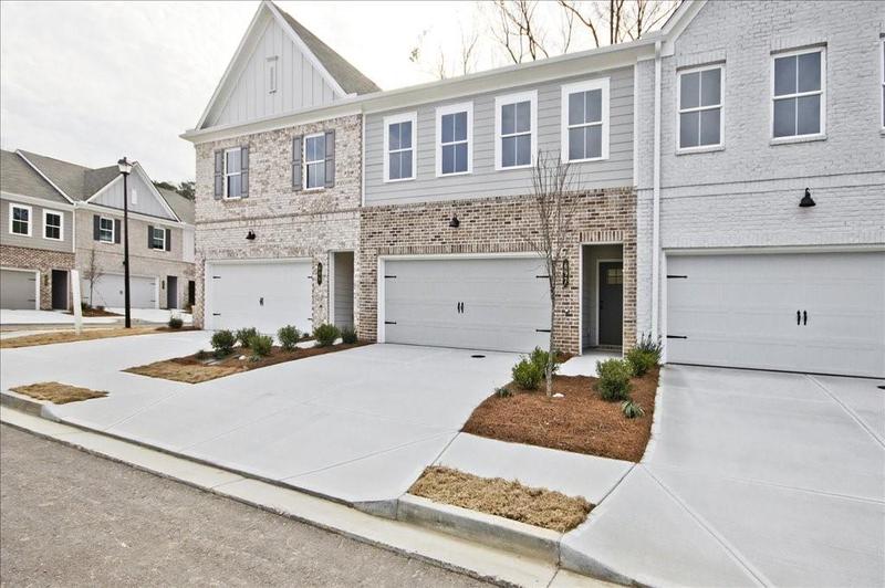 Image for property 697 Sunstone Lane, Lawrenceville, GA 30043