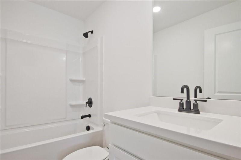 Image for property 697 Sunstone Lane, Lawrenceville, GA 30043