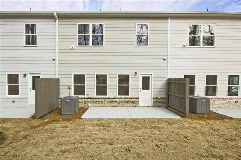 Image for property 697 Sunstone Lane, Lawrenceville, GA 30043