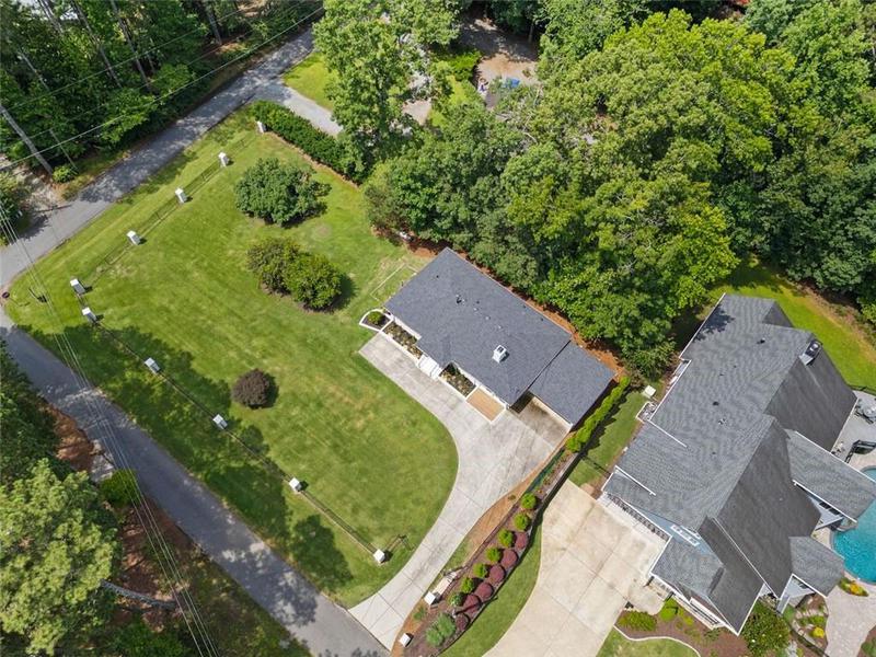 Image for property 401 COTTONWOOD Drive, Woodstock, GA 30189