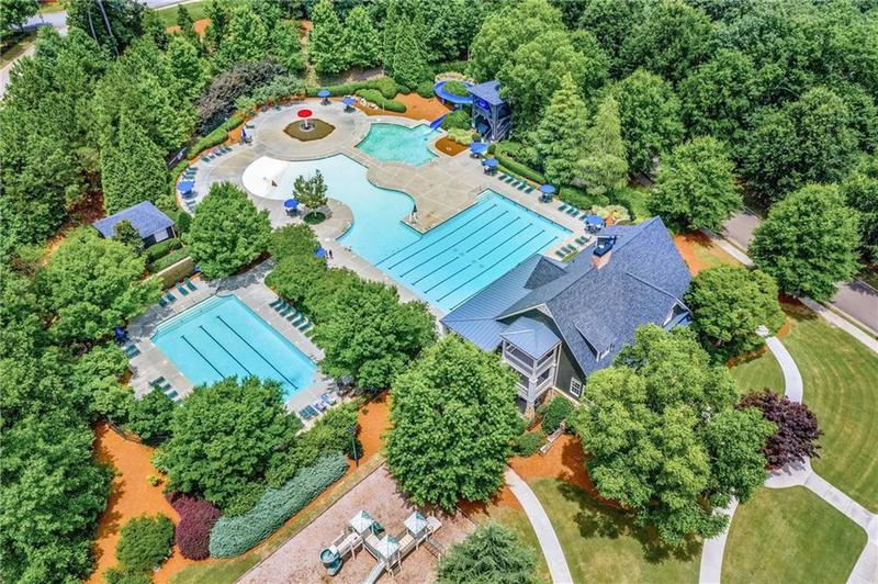 Image for property 376 Lakeside Court, Canton, GA 30114