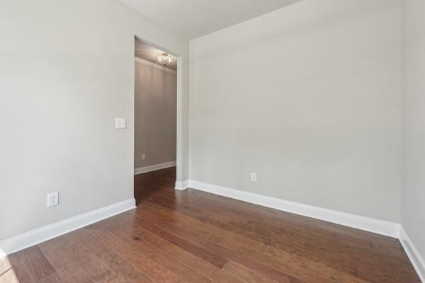 Image for property 376 Lakeside Court, Canton, GA 30114