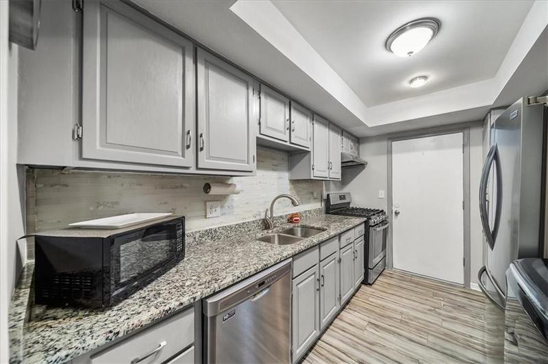 Image for property 6851 Roswell Road H12, Atlanta, GA 30328