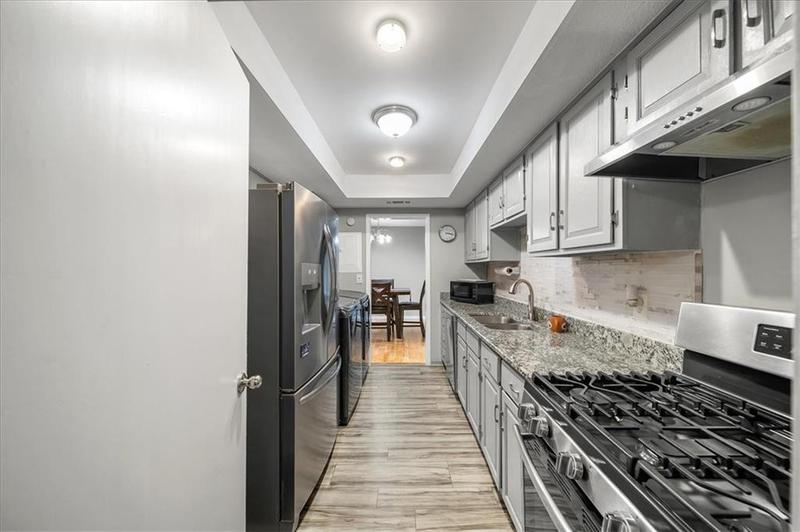 Image for property 6851 Roswell Road H12, Atlanta, GA 30328