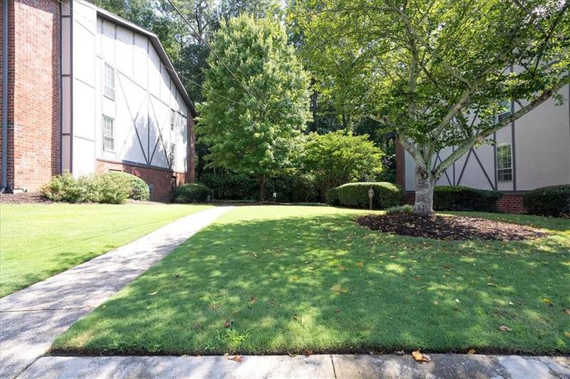 Image for property 6851 Roswell Road H12, Atlanta, GA 30328