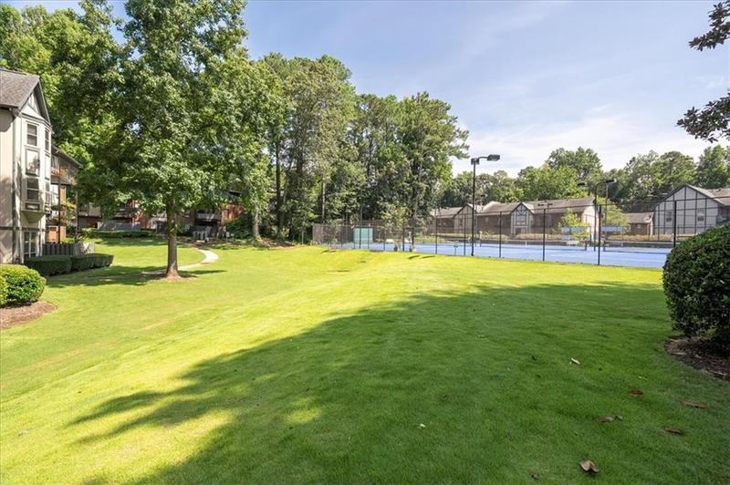 Image for property 6851 Roswell Road H12, Atlanta, GA 30328